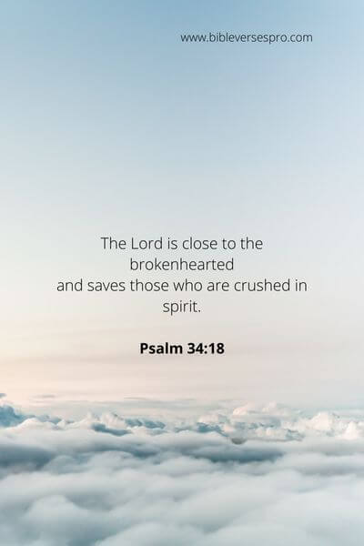 Psalm 34_18 - God hears the prayer of the distressed