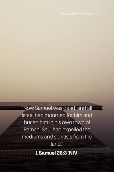 1 Samuel 28_3 (Niv)